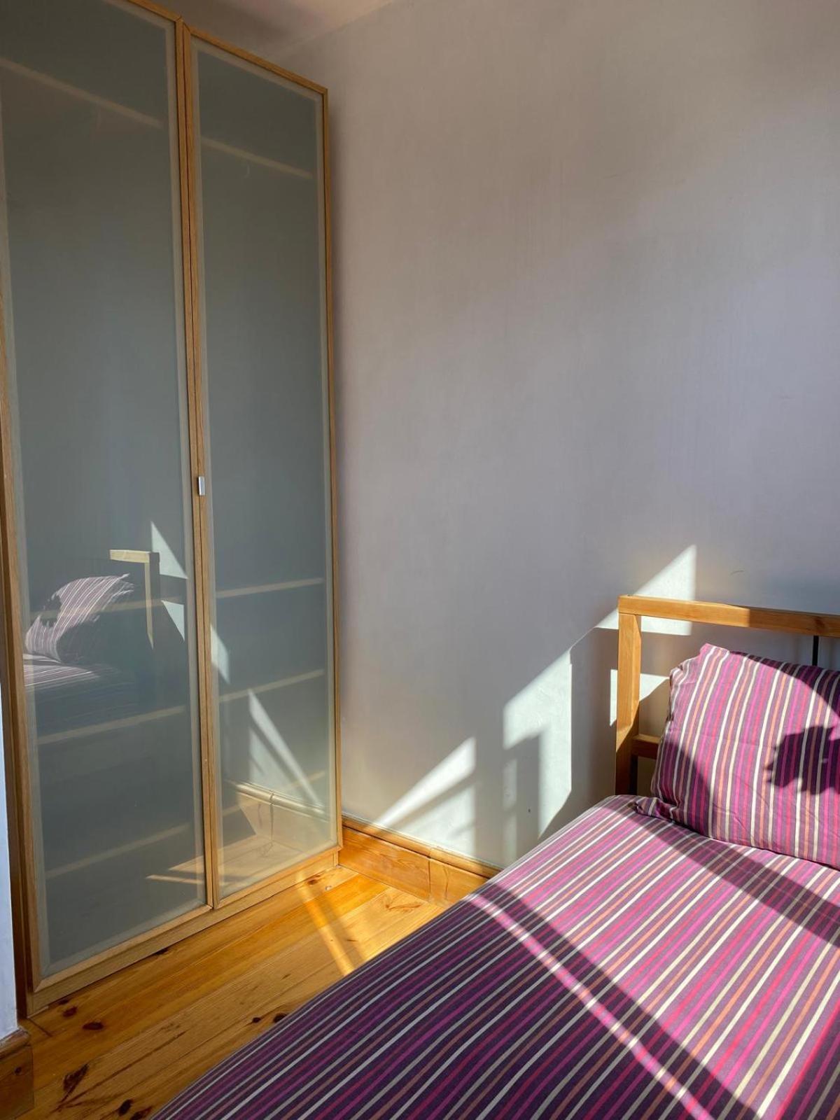 Lovely Rooms In West London Northolt  المظهر الخارجي الصورة